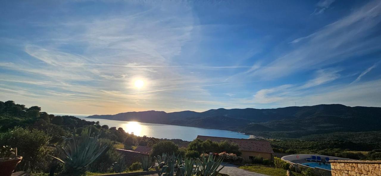 Chalereux T2 Vue Mer Et Piscine Alba Rossa Serra-di-Ferro  Luaran gambar